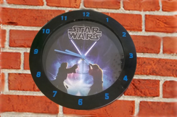 Star Wars Wanduhr (gebraucht)