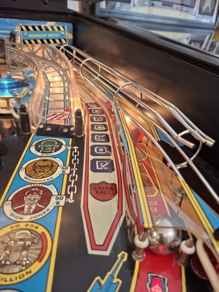 'Robocop' Flipperautomat, gebraucht