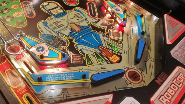 'Robocop' Flipperautomat, gebraucht